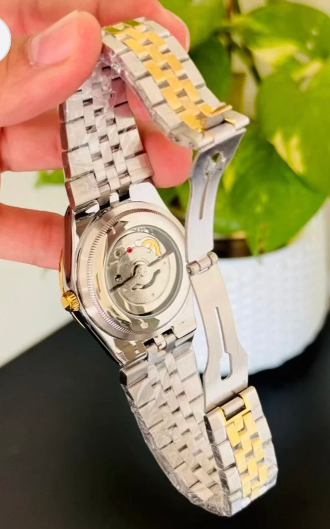 Rolex Submariner Black Dial – Two-Tone Gold & Silver Luxury Watch