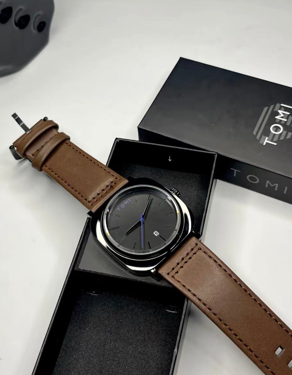 TOMI Square Dial Premium Leather Strap Watch – Black Dial | Elegant Men’s Quartz Watch